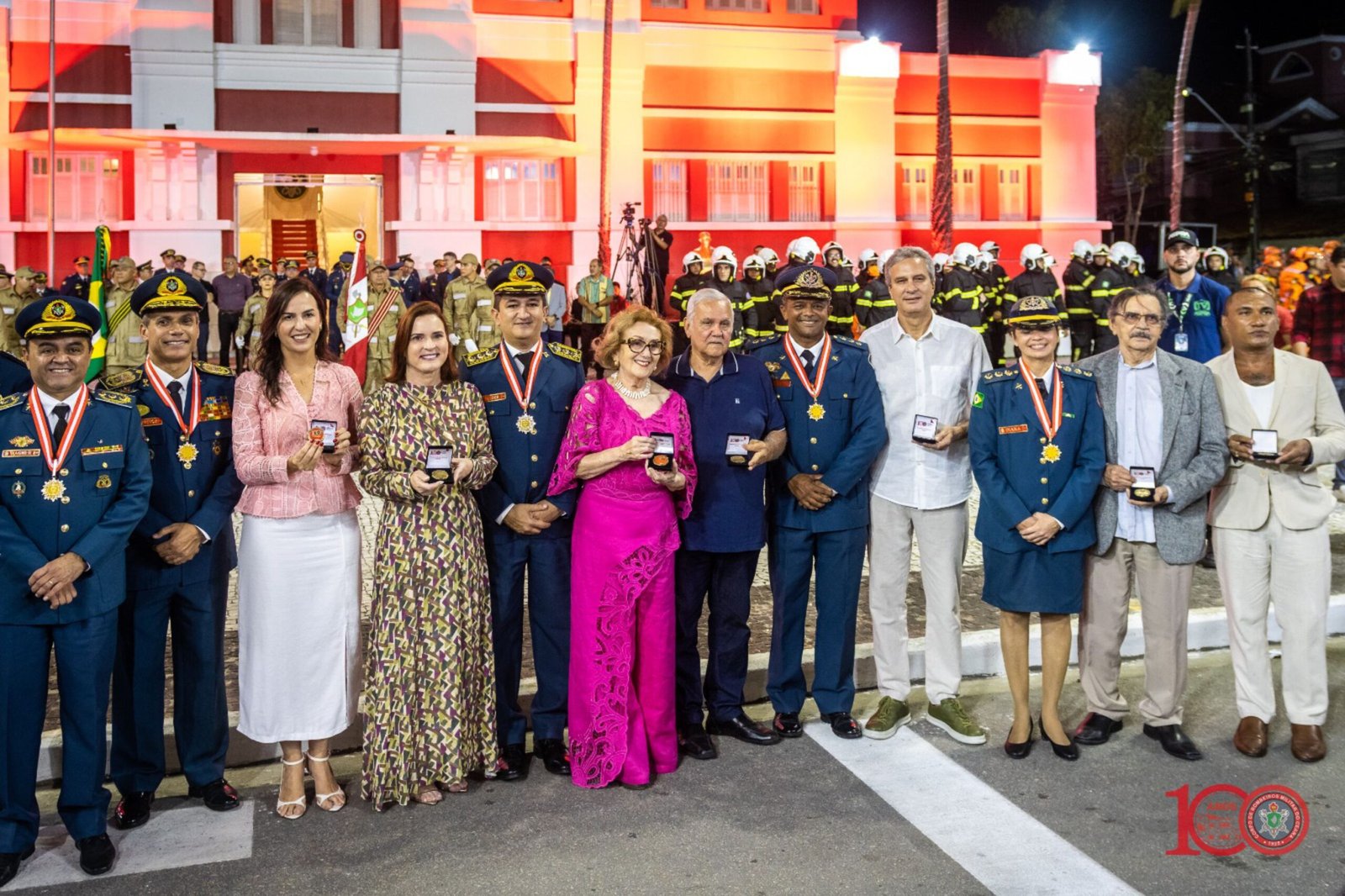 Escola de Artes e Ofícios Thomaz Pompeu Sobrinho é homenageada em centenário do Corpo de Bombeiros Militar do Ceará
